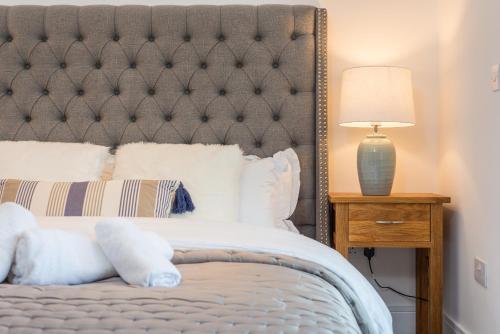 Taymouth Marina-1 Loch View