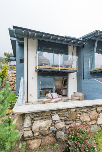 Taymouth Marina-1 Loch View