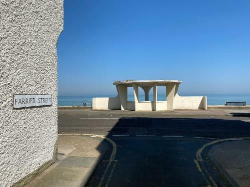 Seaside Cottage, Yards To The Sea
