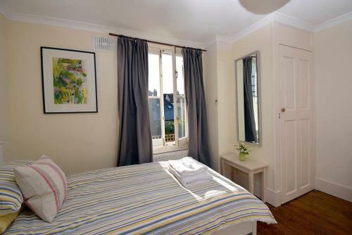 Seaside Cottage, Yards To The Sea