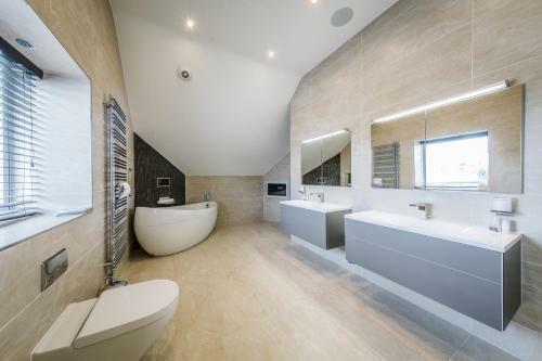 Carus House @ Carus Green