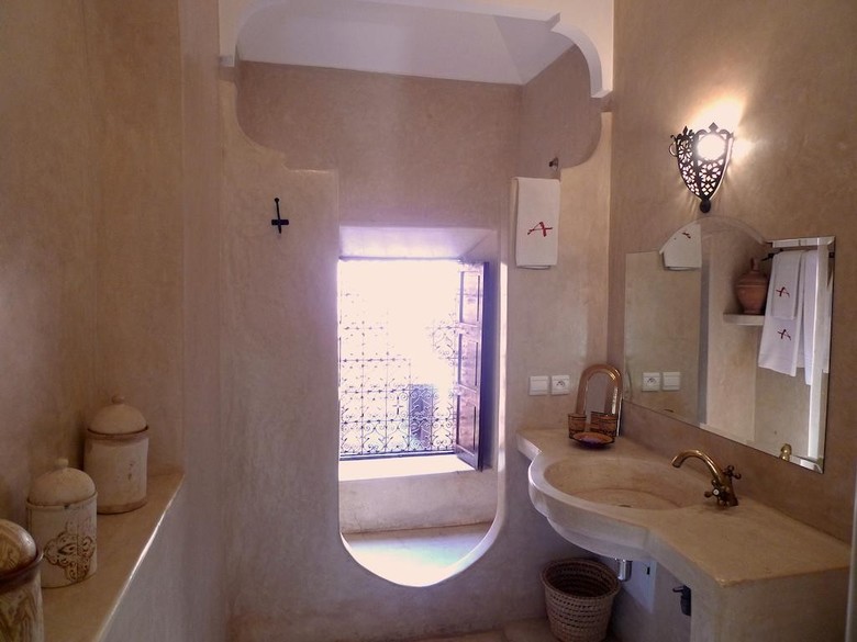 Riad Assaada