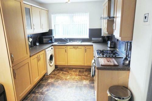 Apartamento Outstanding And Spacious Modern 4 Bedroom House