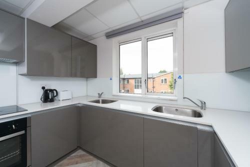 Apartamento Nice Ensuite Room - Good Area - Quick Links Central