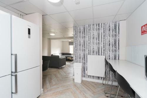 Apartamento Nice Ensuite Room - Good Area - Quick Links Central