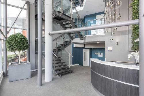 Light And Bright 1br Apartment Close To Station