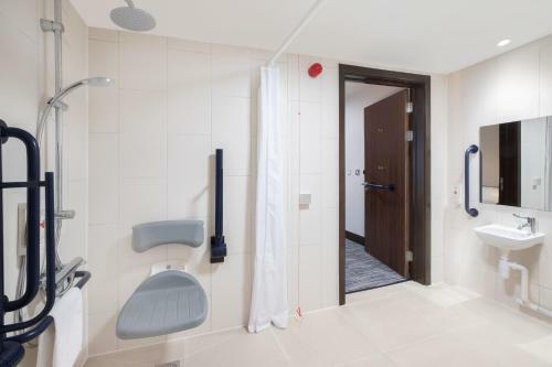 Hotel Ramada By Wyndham Leeds East