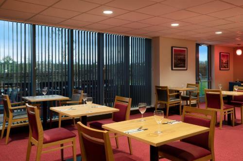Hotel Ramada By Wyndham Leeds East