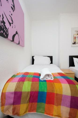 St James Luxury Apartment