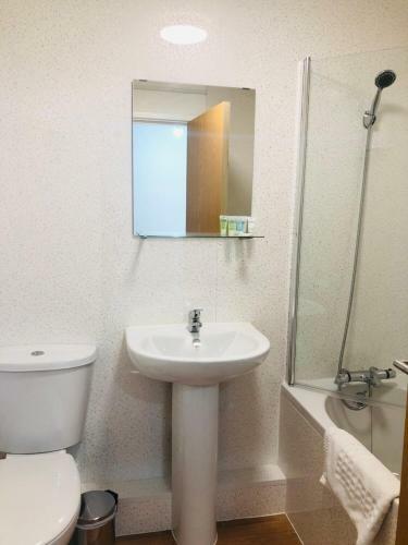 Showcase Apartments - Highcross House
