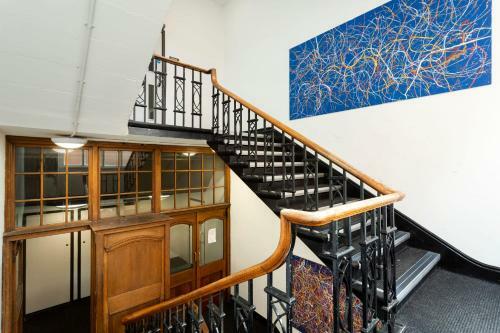 Beautifully Converted City Centre Apartment!