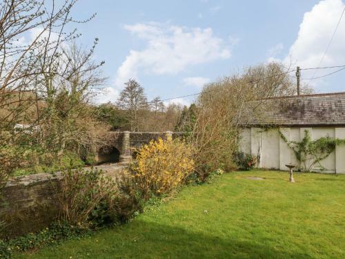 Thrushel Cottage