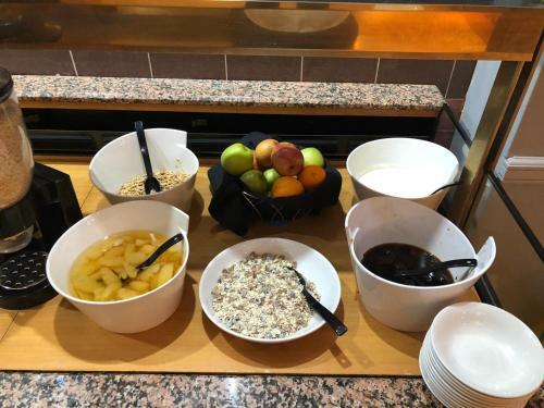 Mercure Chester North Woodhey House Hotel