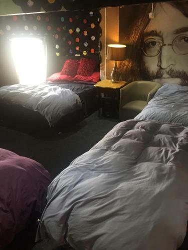 Hostal Liverpool Party Pad