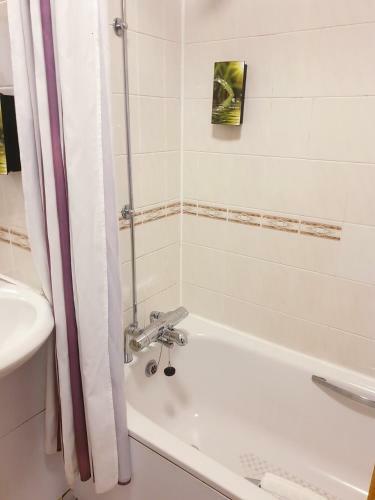 Hotel Stables Inn, Aintree