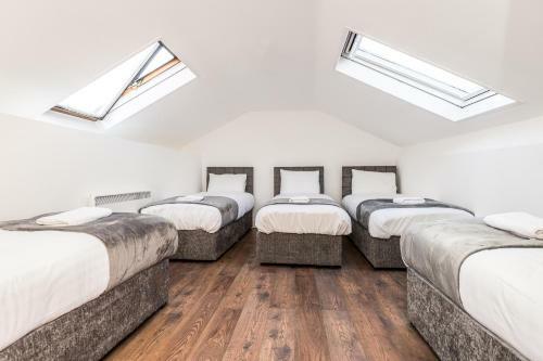 Prestige Stay Aparthotel - Cavern Quarter Party Apartments