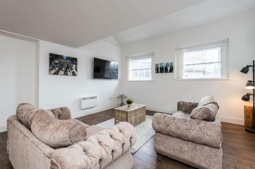 Prestige Stay Aparthotel - Cavern Quarter Party Apartments