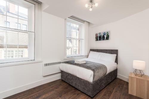 Prestige Stay Aparthotel - Cavern Quarter Party Apartments