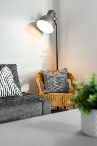 Spacious Contractor House For Large Groups - Private Parking By Liverpool Short Stay