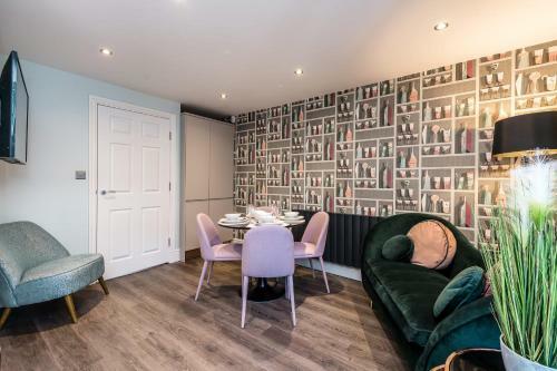 Charming 3-bedroom Coach House With Free Attached Garage!