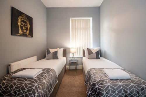 Apartamento Large Contractor & Worker House - Free Parking - By Comfyworkers