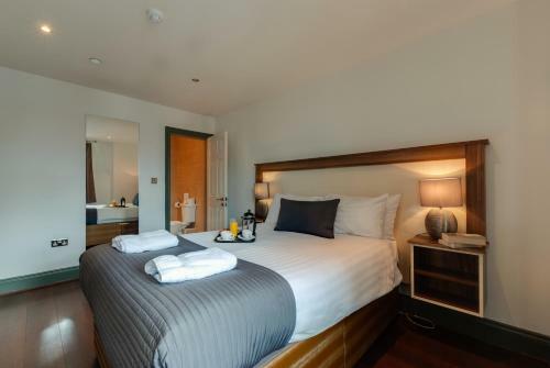 Book A Base Apartments - Sir Thomas Street