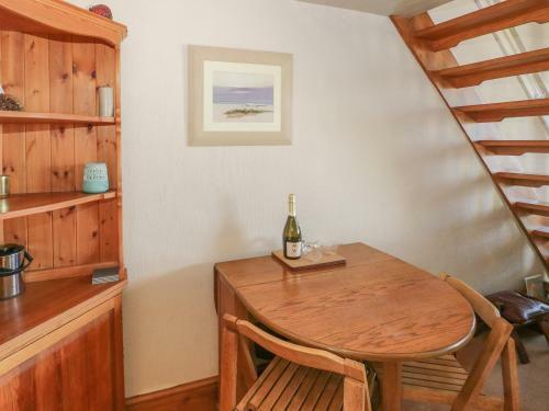 Two Bays And The Orme View Cottage