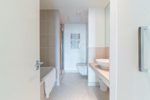 Corporate Waterfront Apartments