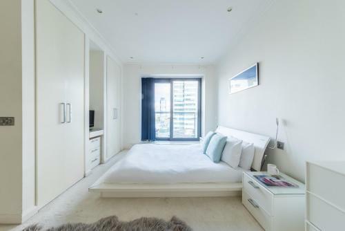 Corporate Waterfront Apartments