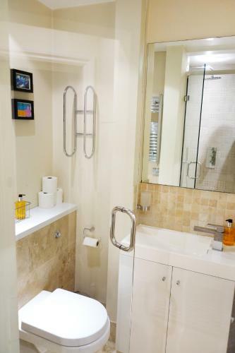 Notting Hill Gardens Apartments