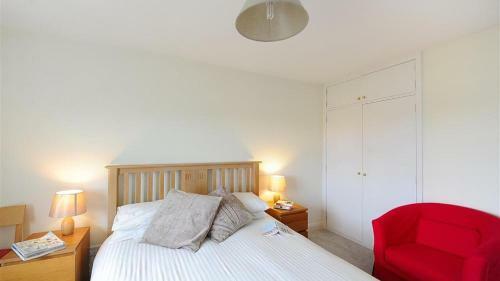 1 Studley Gardens