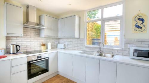 2 Beach Way House