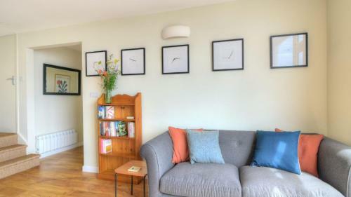 2 Beach Way House