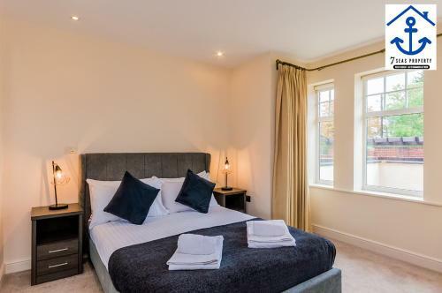 Luxury Apartment W Big Balcony Maidenhead