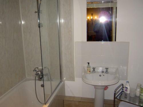 Bed & Breakfast Manor Farm Egerton