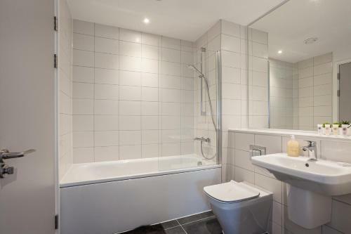 Spacious 2 Bed Apartment In Central Manchester