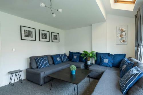 Guestready - Family Home In Salford