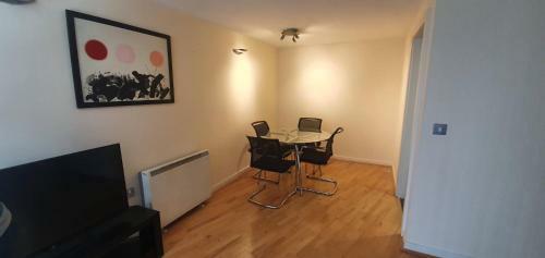 Lovely 1-bed Apartment In Manchester City Centre