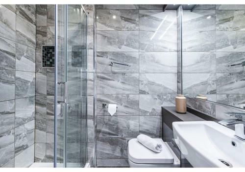 Modern Studios And Apartments, Manchester - Sk