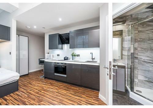 Modern Studios And Apartments, Manchester - Sk