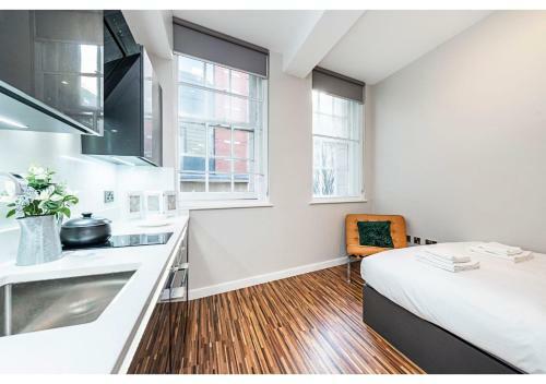 Modern Studios And Apartments, Manchester - Sk