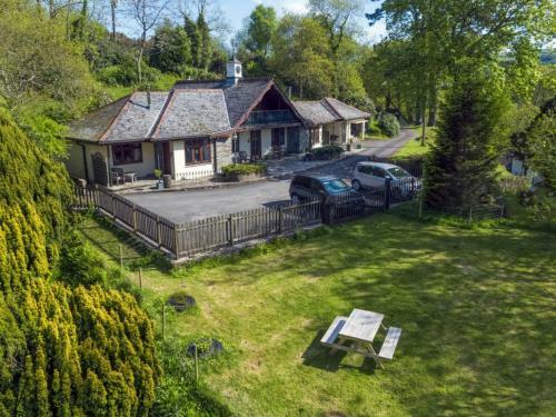 Holiday Home Gardeners Cottage