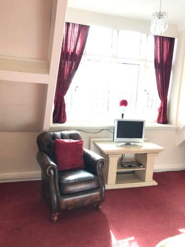Assheton Arms Hotel