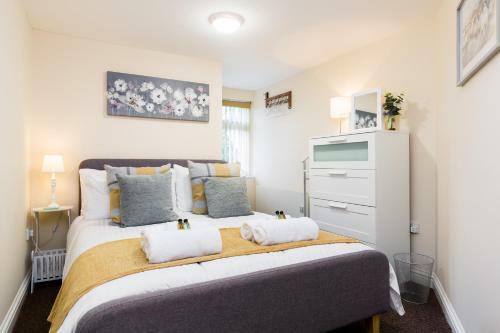 Stayford Apartments, Meriden - Near Nec