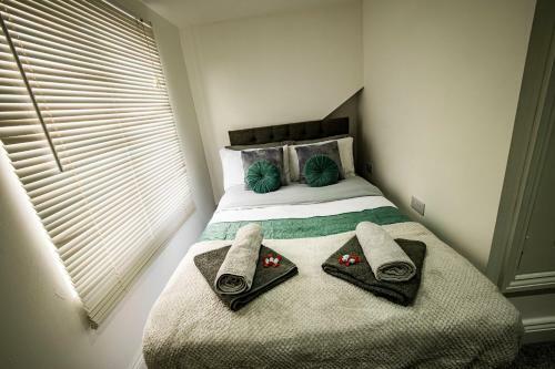 Roscoe House 4 Double Rooms Workstays Uk