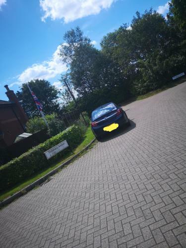 Contractor Accommodation- Central Mk Location Spacious Garden Fast Wifi Parking