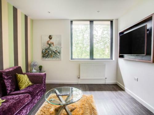 Delightful Apartment In Milton Keynes Near Snozone