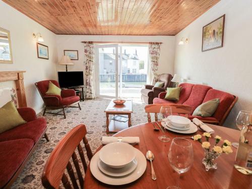 Lazey Cottage