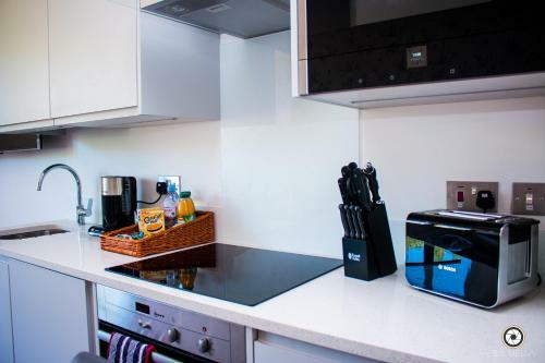 Luxury Serviced Apartments Milburn House