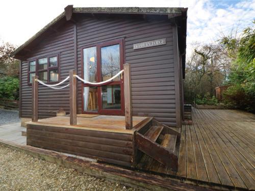 Dewbury Lodge
